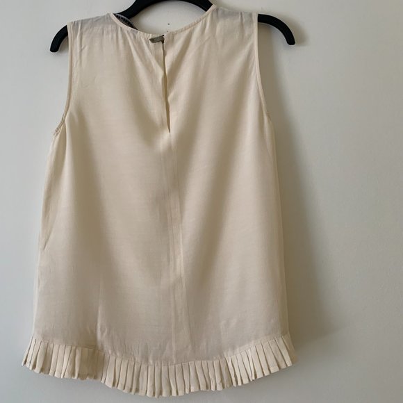 Zara Woman. Cream/beige, high/low top, with fringe on the hem. Sleeveles… - Picture 2 of 9